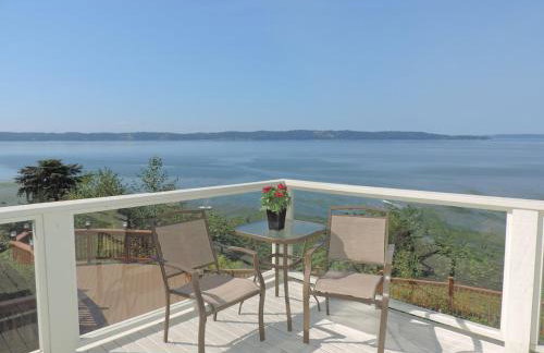 Beautiful Puget Sound Waterfront Villa - Foto 1