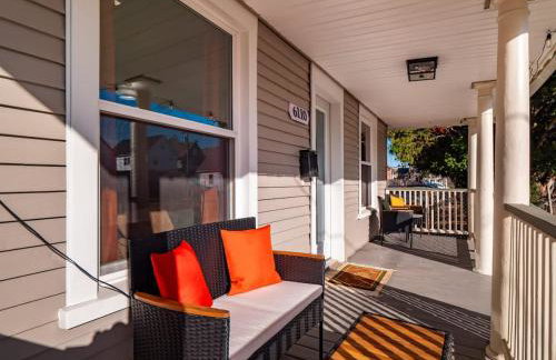 Cleveland Escape - Hot Tub - Karaoke Machine - Sleeps 12 - Foto 6