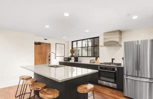 Urban Sanctuary Luxury Stay with Private Parking - Foto 6