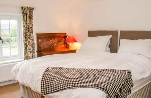 The Old Farmhouse, Upper Pitts - Photo 29