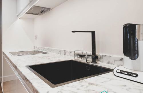 Orion House - Luxury Apartment overlooking Milford Marina, Pembrokeshire - Foto 11