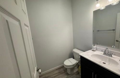 Escape to Luxury in the Poconos Your Year-Round Family Retreat - Foto 12