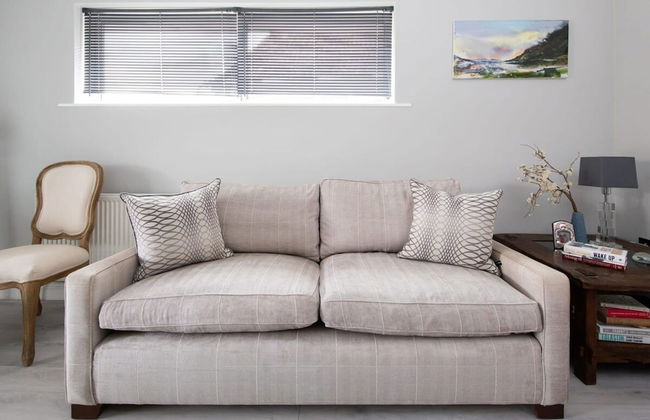 Seaside Serenity 3-bed Deck Garden Near Shore - Photo 44