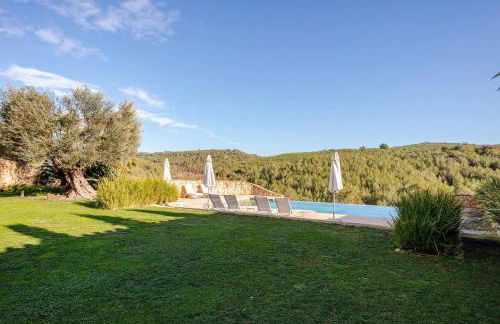 Casa de Piedra ubicada en el exclusivo wine village de Viladellops, te ofrece una experiencia única, donde el lujo y la tradición se fusionan en un entorno natural privilegiado - Foto 42