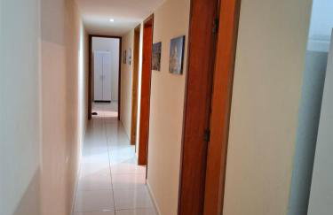 Casa Espaçosa com Piscina e Lazer Próxima ao Mar - Foto 11