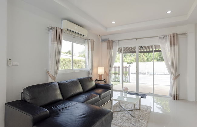 BaanPromphun Pool Villa by BV - Foto 35