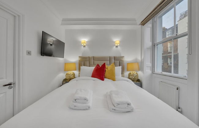 The Hertford Boutique - Photo 21