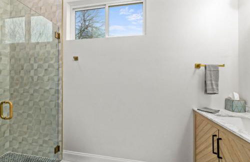 Stunning Modern Home Near White Rock Lake! - Foto 10