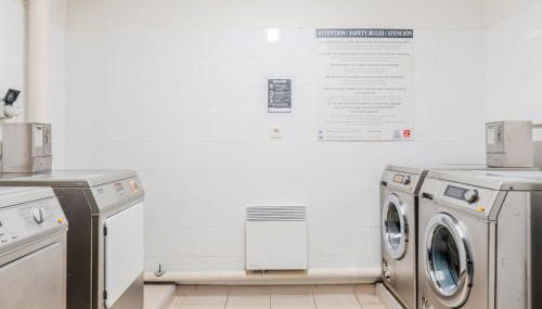 Séjours & Affaires Nantes La Beaujoire - Foto 2