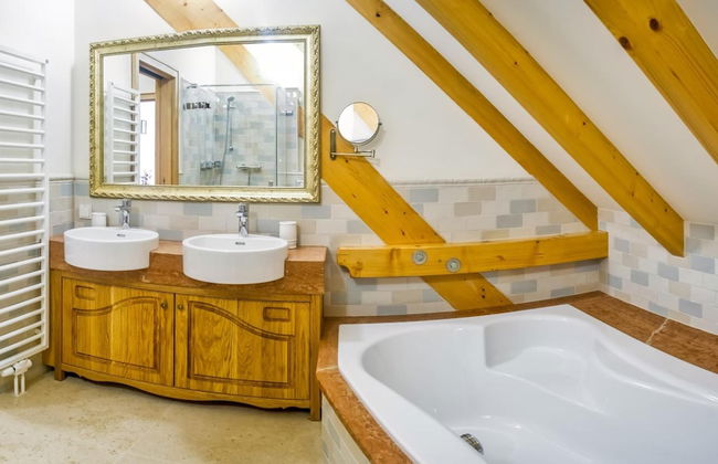 Schloss Thalheim - Photo 20