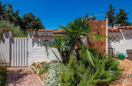 Rona apartments Lavanda and Lipa - Photo 36