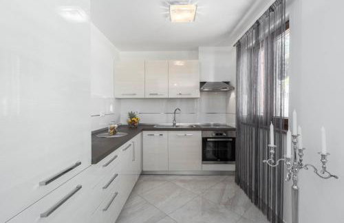 Luxury three bedrooms apartment Silver Suite near Poreč - Foto 16