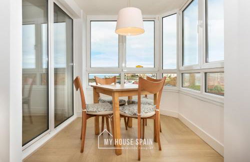 MyHouseSpain - Primera línea de playa con parking - Foto 4