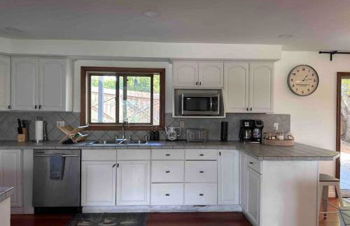 Malibu Ocean Villa with King Bed, Hot Tub, Beach, BBQ - Foto 19