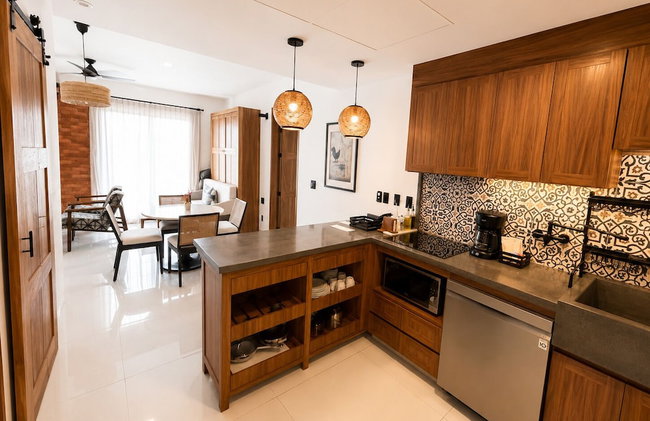 Flamboyan Hotel & Residences - Photo 24