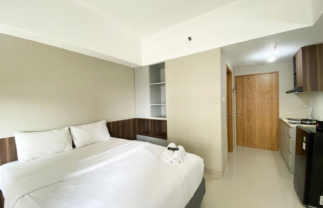 Modern Look and Tidy Studio LRT City Jatibening Apartment - Photo 4