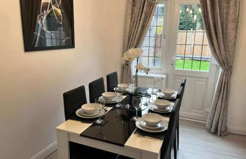 Lingfield House - Spacious 3 Bed Home From Home in Burton - Foto 6