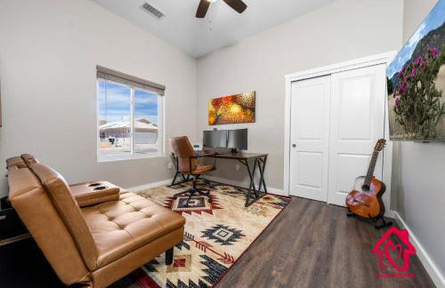 Fireside Oasis Retreat - An Irvie Home - Foto 53