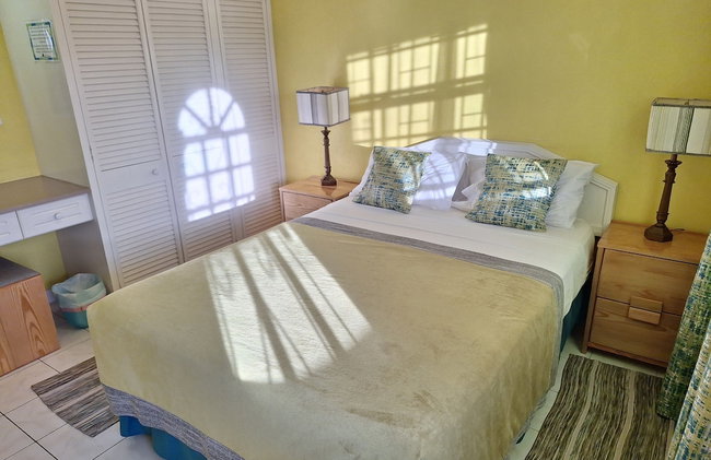 Cumber's Tropical Apartments - Foto 13