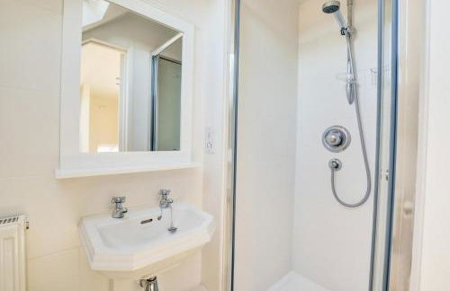 4 Bed in Salthouse oc-1824 - Photo 13