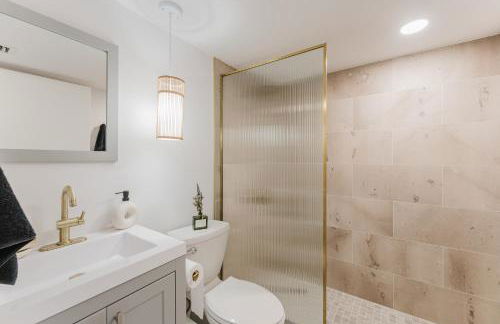 Waterfront Villa with Beach, Game Room, Cinema and Spa - Foto 18