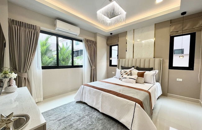 Southern Peak Pool Villa HuayYai Pattaya - Photo 2