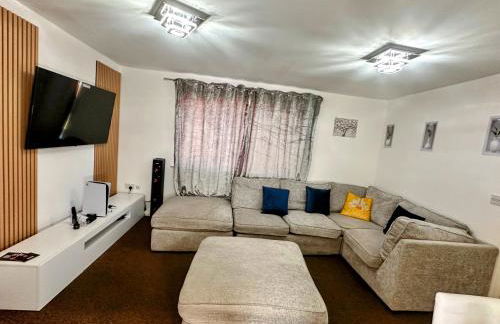 2Bedroom Gem at Golborne, Warrington with Free Parking - Contractor Friendly - Foto 8