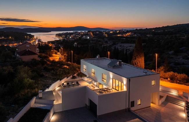 Holly - With Pool - H - Foto 45