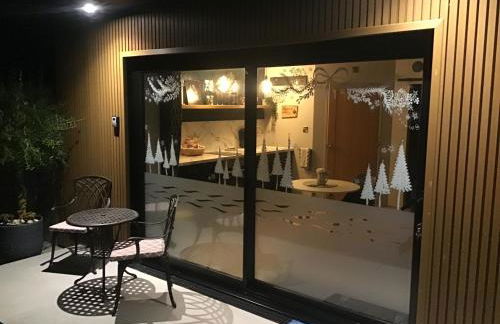 Sea Breeze Lodge - Photo 2