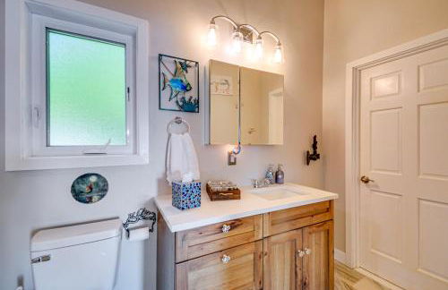 Bremerton Studio with Bay View Beach Access! - Foto 17