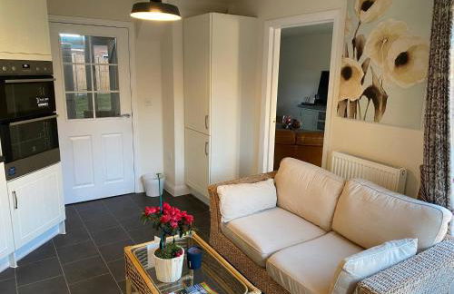 Comfortable 5 - Guest Abode - In Quiet Village - Foto 6