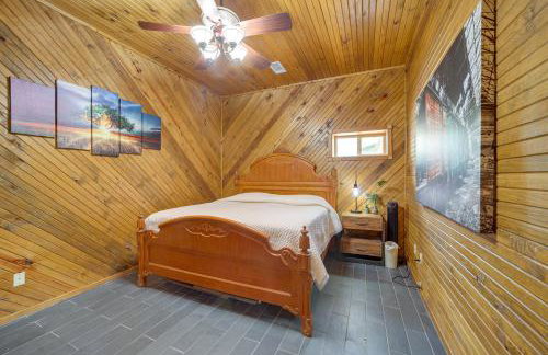 Lake Eufaula Cabin with Hot Tub and Large Deck - Foto 12