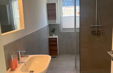 Chice Moderne Neubauwohnung - Foto 8