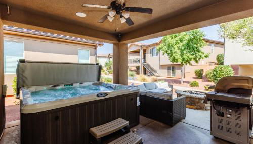 Paradise Village at Zion 28 Private Hot Tub, Outdoor firepit, and Community Pool - Foto 2
