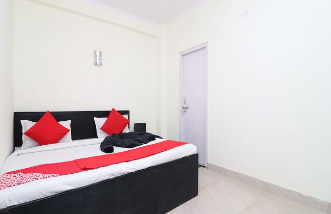 OYO 14130 Home 2Bhk Comfy Shyamkhet - Foto 10