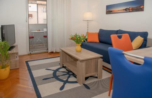 Bella Vita - Photo 20