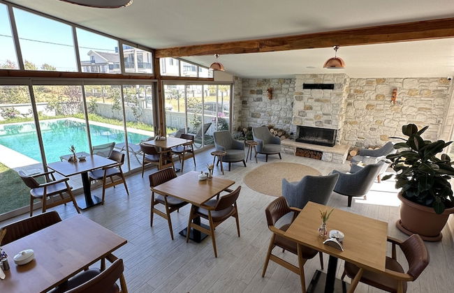 Royalova Hotel - Photo 44