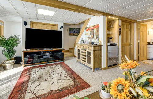 Gateway to Acadia! Green Lake Home with Hot Tub - Foto 18