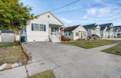 Walk to Brigantine Beach Home with BBQ and Yard - Foto 24