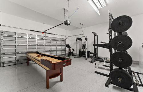 Peacock Palace Brand New Heated and Chilled Pool Golf Gym - Foto 34