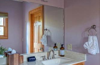 Serene Green - Views, Hot Tub, Skiing, Tubing, Gas Fireplace - Foto 9