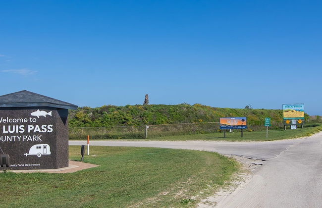 Gulf Adventures and Beachfront Relaxation Awaits - Foto 49