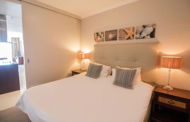 Camps Bay One Bedroom Apartment - Luxury Stay With sea View! - Photo 3