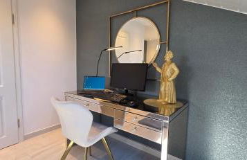 Ferienwohnung König Ludwig - Modernes Design-Apartment für Paare und Genießer am Starnberger See by LIVARIA - Foto 9