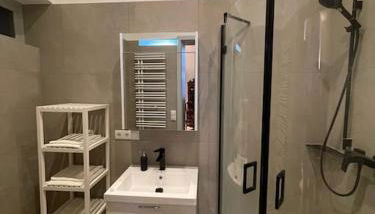 Ferienwohnung - Schweriner Altstadt - FeWo 9 - Foto 4, Shower