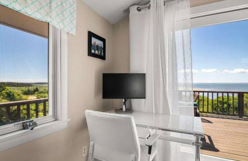 Unique waterfront home with stunning views - Foto 16