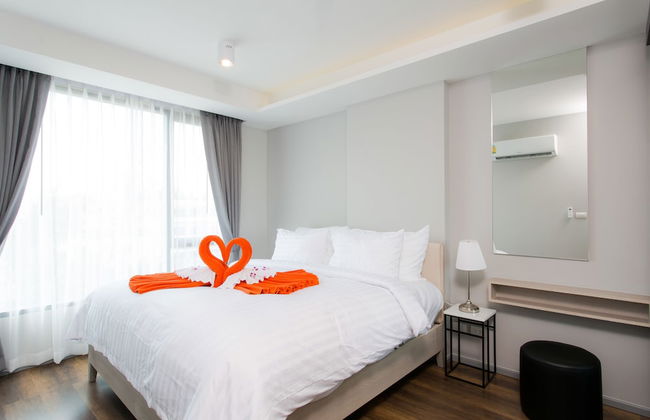 6th Avenue Surin Beach - Photo 12