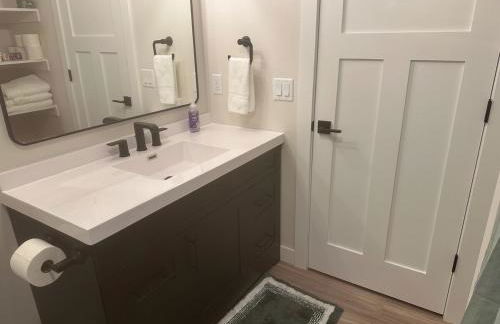 Luxurious Brand New Entire 3br and 2bath - Foto 31