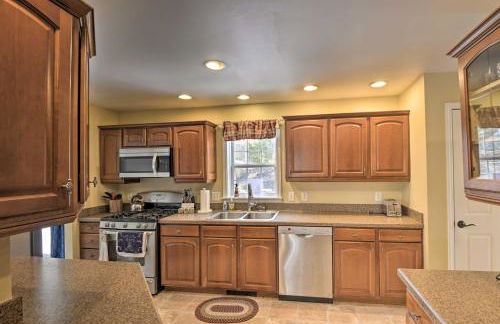 Idyllic Washington Retreat with Fire Pit and Yard - Foto 9