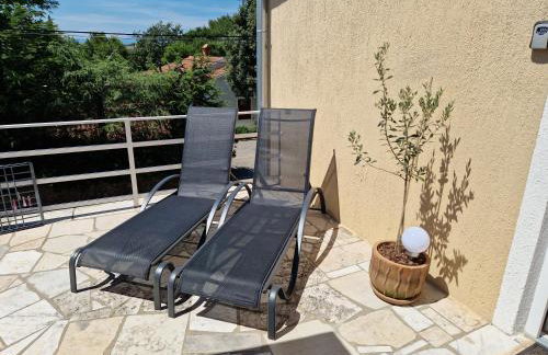 Pinezići apartman Niccole - Foto 35